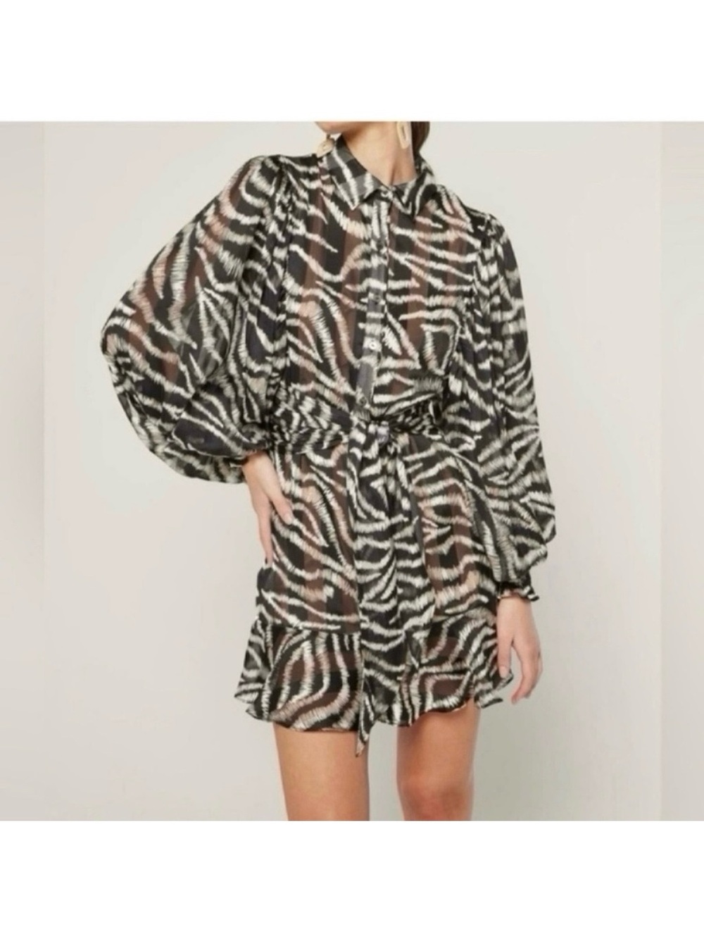Elliatt Pylos Zebra Mini Dress black White Animal Print Long Sleeve Cocktail
